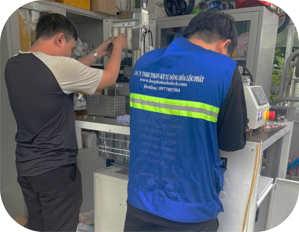Đội ngũ kỹ sư, kỹ thuật viên -Lộc Phát Autotech
